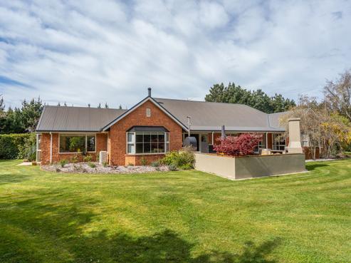 367 Norwood Road, Burnham