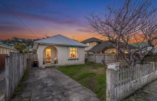 42 Argentine Avenue, Miramar