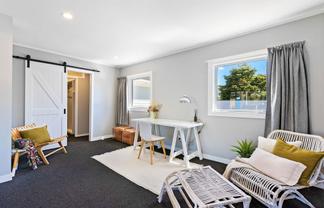 6 Alston Avenue, Kelston