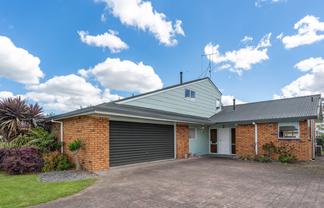111 Cobham Drive, Hamilton East