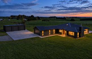 455 Mount Stewart Halcombe Road, Halcombe