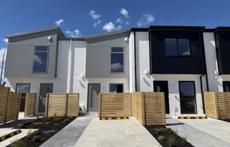 2/50 Forest Lake Road, Forest Lake