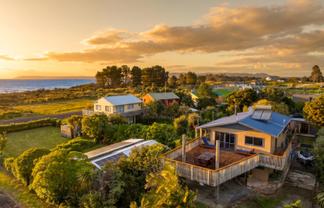 2 Quentin Place, Mahanga, Mahia