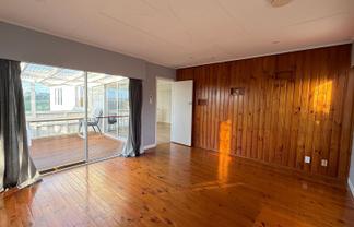 327 Rodney Street, Wellsford