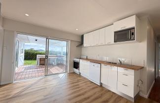 327 Rodney Street, Wellsford