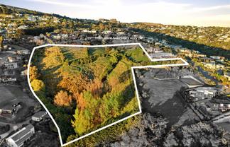 109-135 Glenstrae Road, Redcliffs
