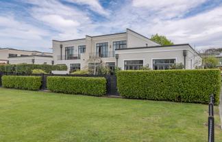 58 Country Club Terrace, Northwood