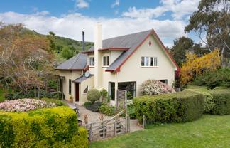 52 & 54 Edinburgh Street, Waikouaiti