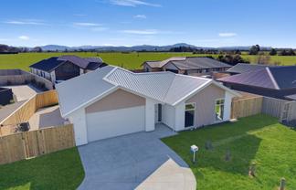 37 Henshaw Street, Ravenswood
