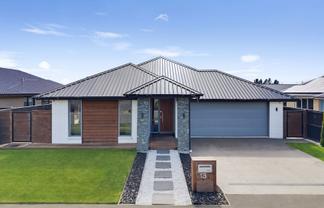 13 Zinnia Way, Wigram