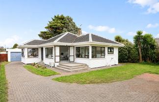 17 Garnett Avenue, Forest Lake