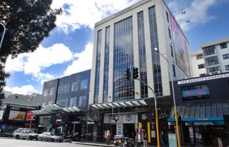 MODERN NEWMARKET OFFICE

