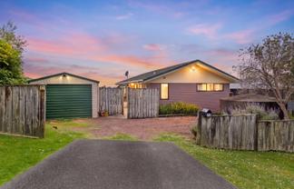 72 Brightside Road, Stanmore Bay