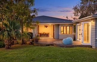 32 Huia Road, Point Chevalier