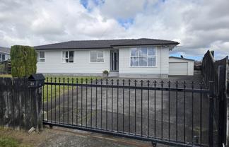 21 Ben Lora Place, Mangere East