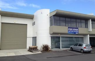 Penrose Industrial | Warehouse + Showroom
