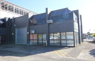 High-Profile, Versatile Commercial Premises