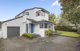 4A Empire Road, Epsom