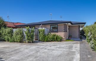 1/72C Queen Street, Levin