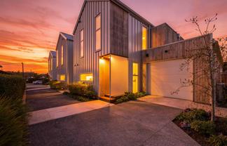 3/130 Office Road, Merivale