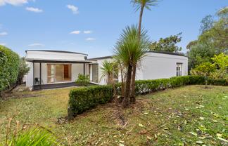 48 Richard Farrell, Remuera