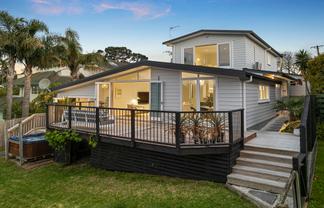 106 Frederick Street, Hillsborough