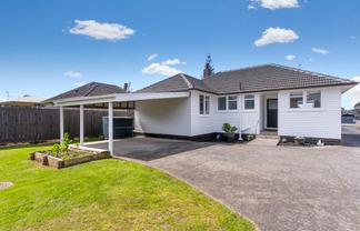 56 Kelwyn Road, Kelston