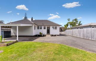 56 Kelwyn Road, Kelston
