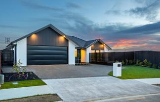 8 Frederick Busch Crescent, Rangiora