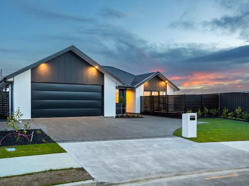 8 Frederick Busch Crescent, Rangiora