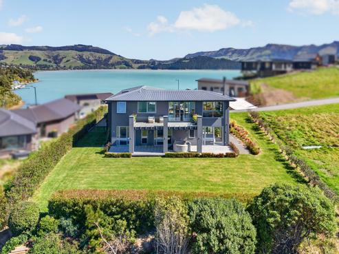 11 Kaioruru Lane, Charteris Bay