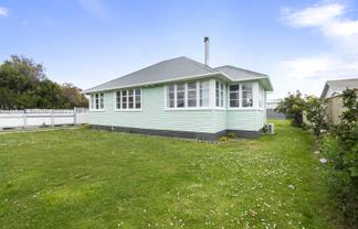 4 Thames Street, Roslyn