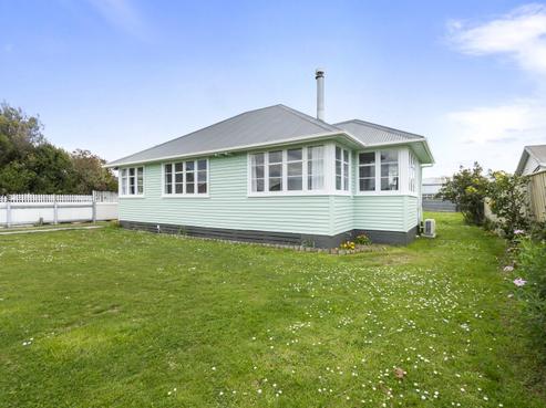 4 Thames Street, Roslyn