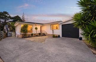 54 Fitzwater Place, Henderson
