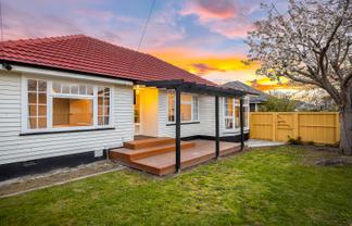 62 Achilles Street, Burwood
