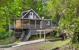 47 Western Road, Laingholm