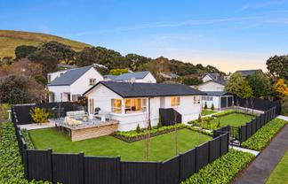 17 Ridgemount Rise, Mangere Bridge