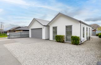 37 Jones Avenue, Lower Shotover