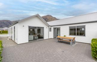 37 Jones Avenue, Lower Shotover
