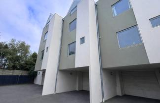 7/86 Brockworth Place, Riccarton