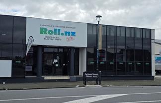 Ground floor retail unit in Petone