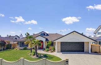 49 Palm Beach Boulevard, Papamoa