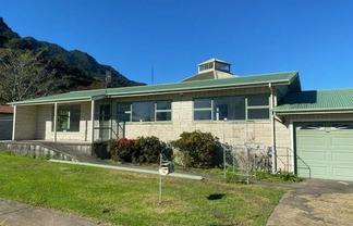 16 Rewi Street, Te Aroha