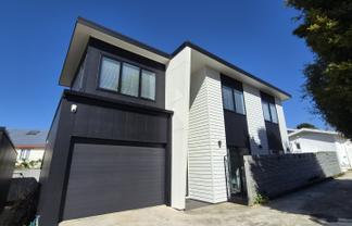 27 Charleston Avenue, Boulcott