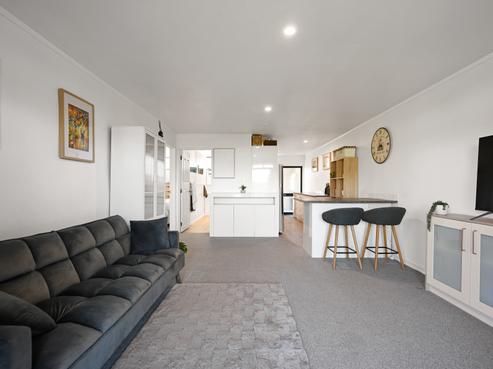 1/98 Burns Street, Leamington