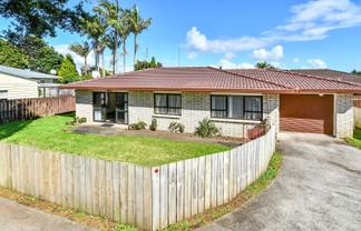 1/3a Youngs Road, Papakura