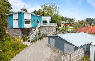 19 Stillwater Crescent, Stillwater