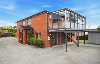 8 Larch Street, Avondale