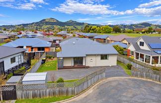 62D Carlyle Road, Mosgiel