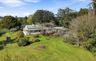 2059 State Highway 16, Helensville
